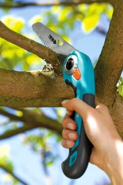 GARDENA Snoeizaag Inklapbaar 135 P 9 GARDENA Snoeizaag Inklapbaar 135 P -Coppelmans Verkoop gardena snoeizaag inklapbaar 135 p 1000x1500 640af7fe11707 l